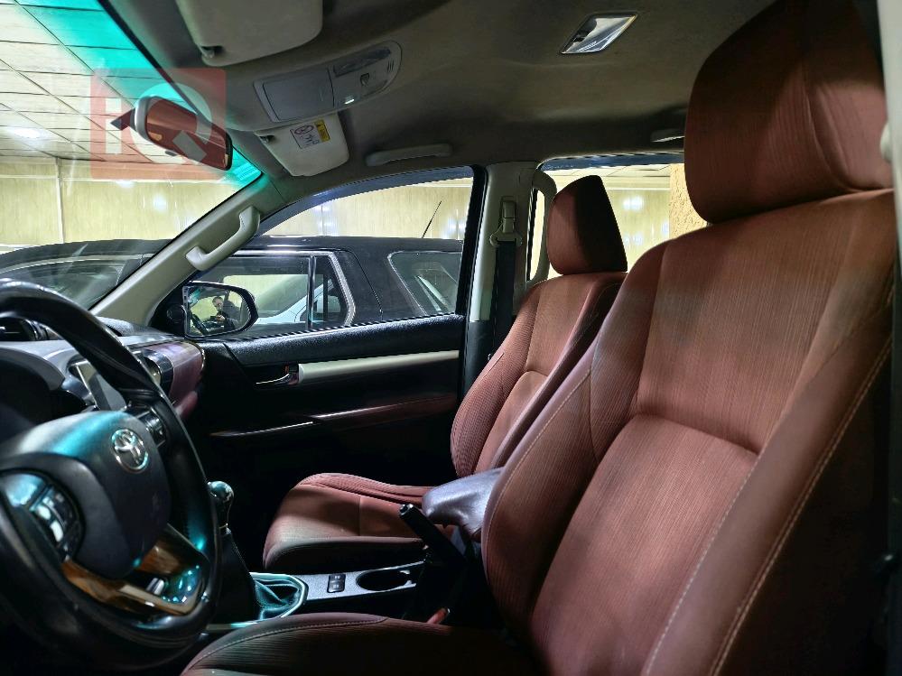 تويوتا هايلوكس